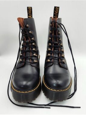 Dr. Martens Lenoa Black Leather Platform Lace-Up Boots size 6